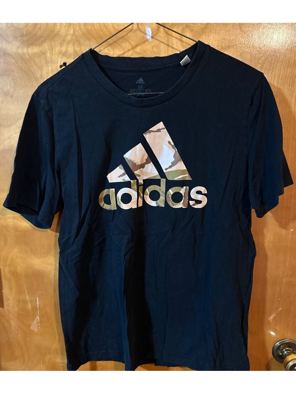 Adidas tshirt size medium